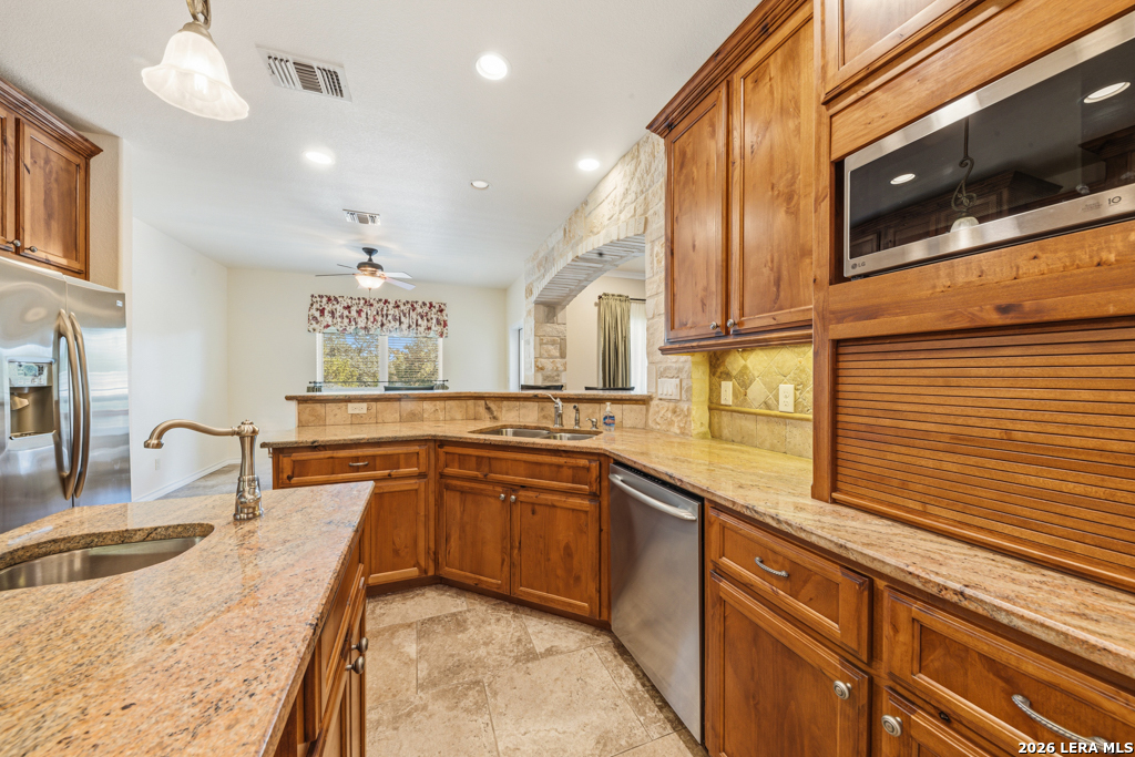 331 Mystic Parkway, Spring Branch, TX 78070
