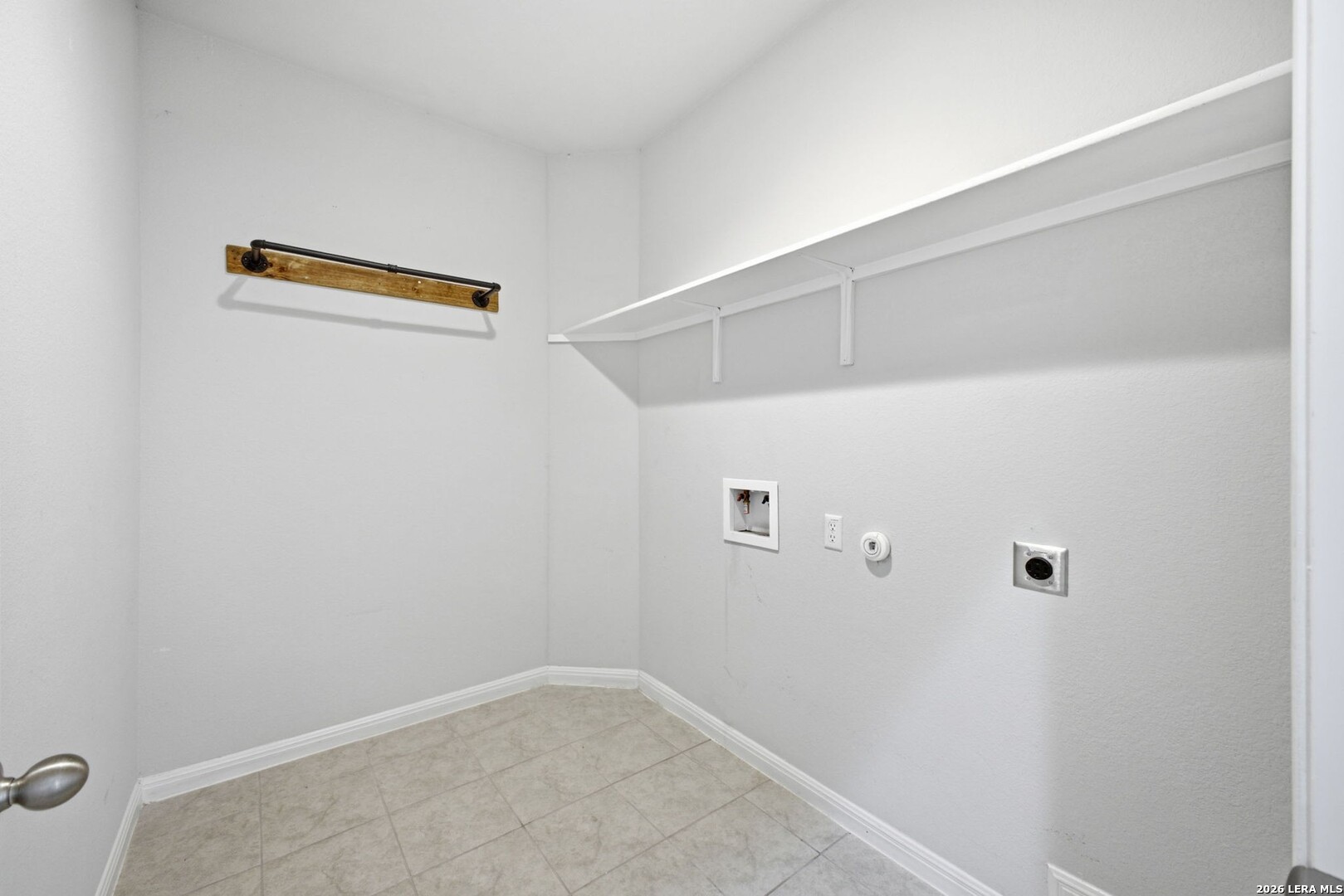 104 Ladolia Ln, San Marcos, TX 78666
