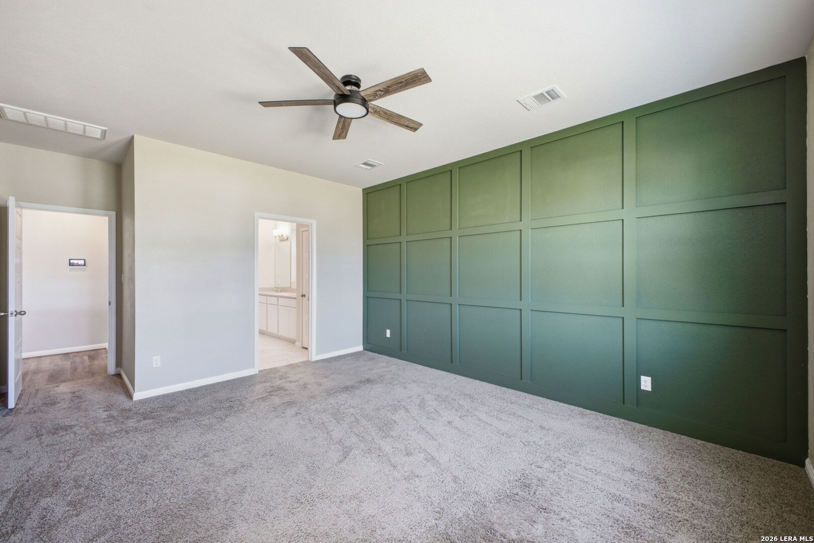 104 LADOLIA LN, San Marcos, TX 78666