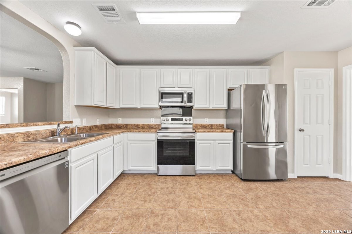 520 MAGNOLIA WIND, New Braunfels, TX 78130