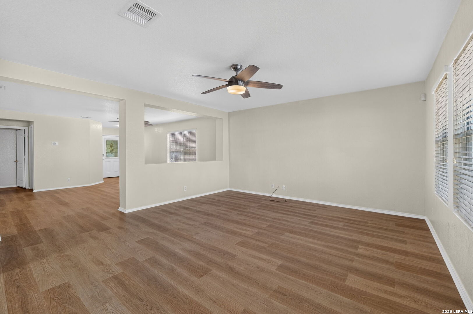 5427 SPRING WALK, San Antonio, TX 78247