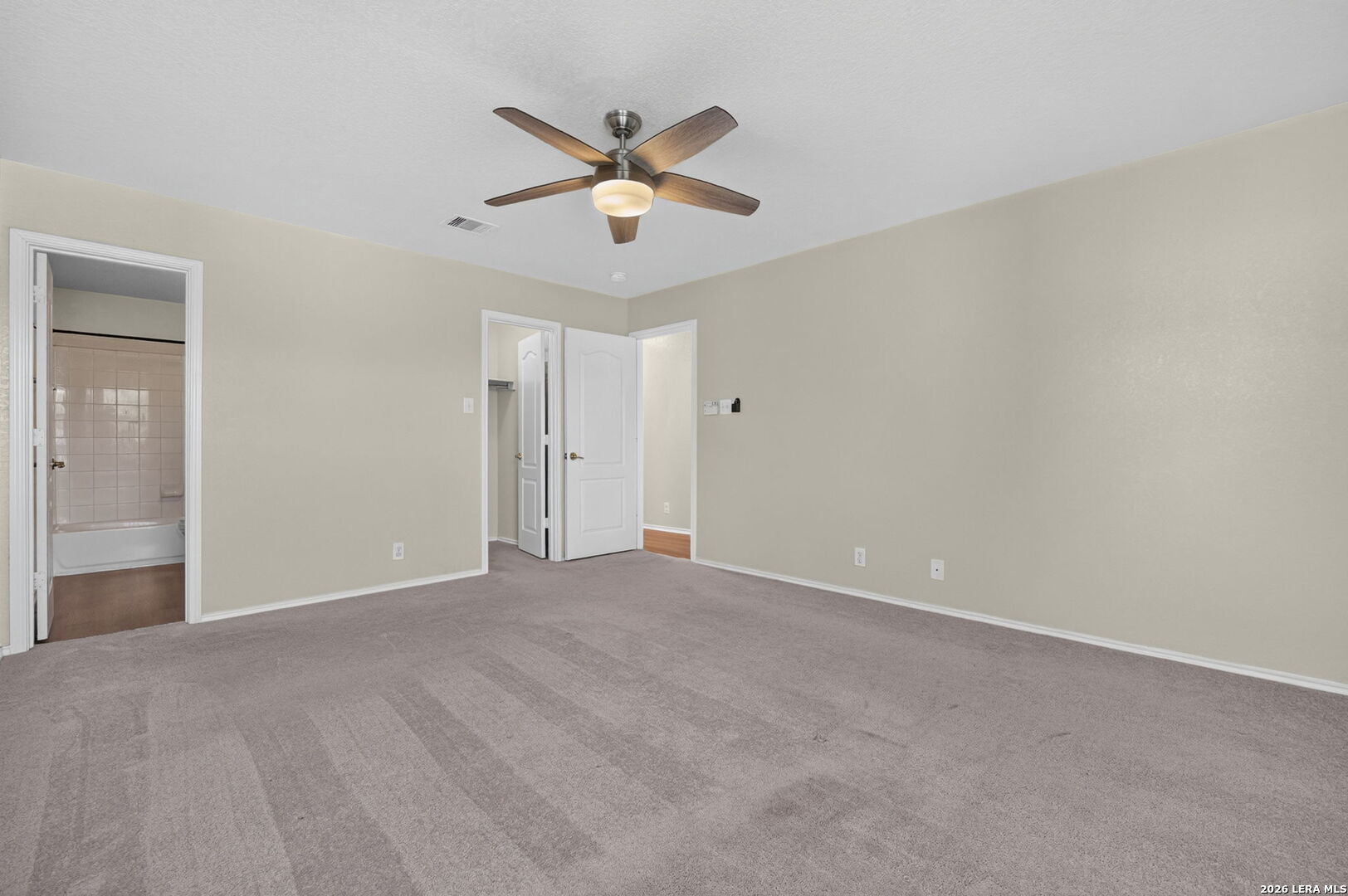 5427 SPRING WALK, San Antonio, TX 78247