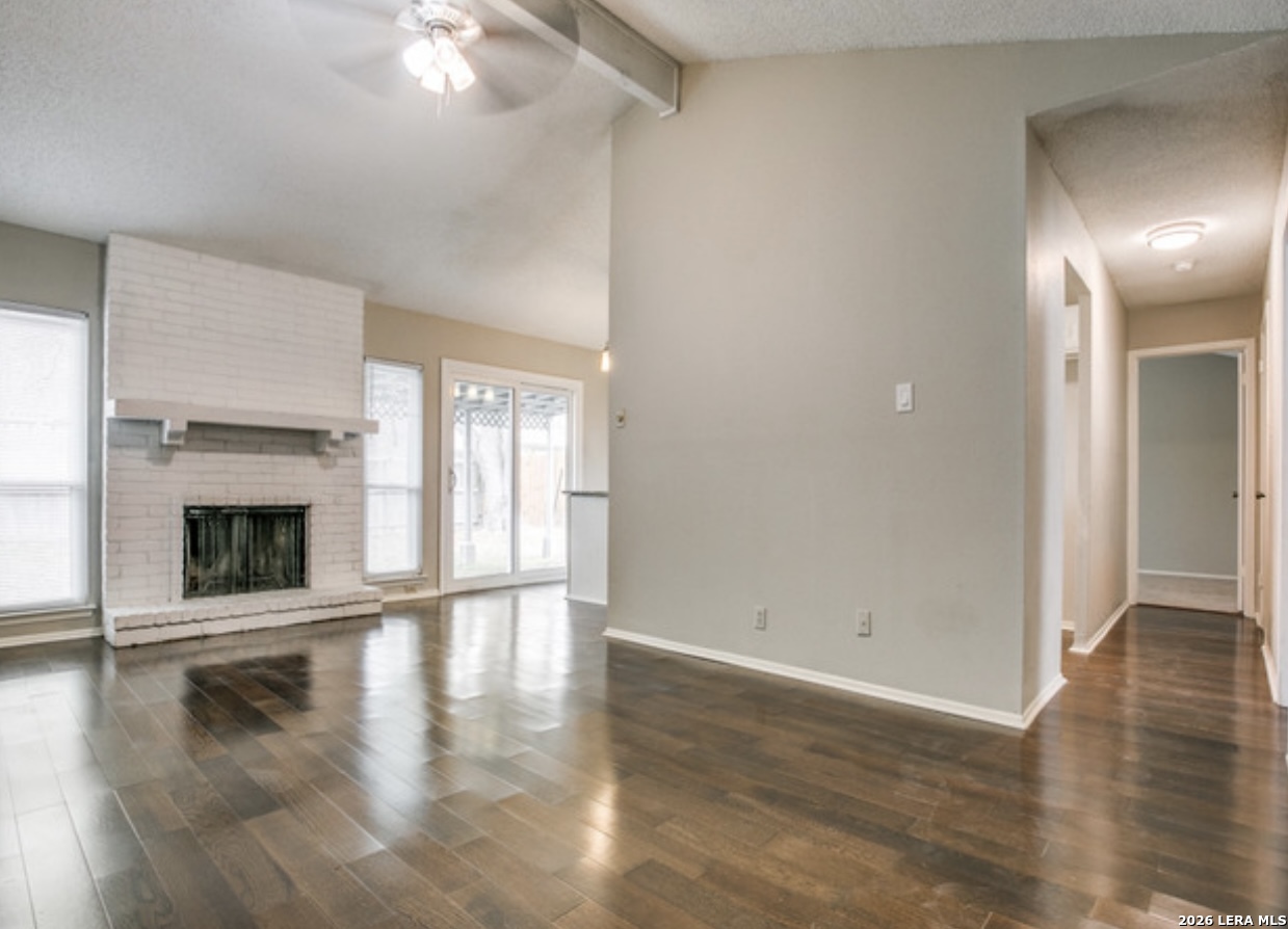 1st Living Area