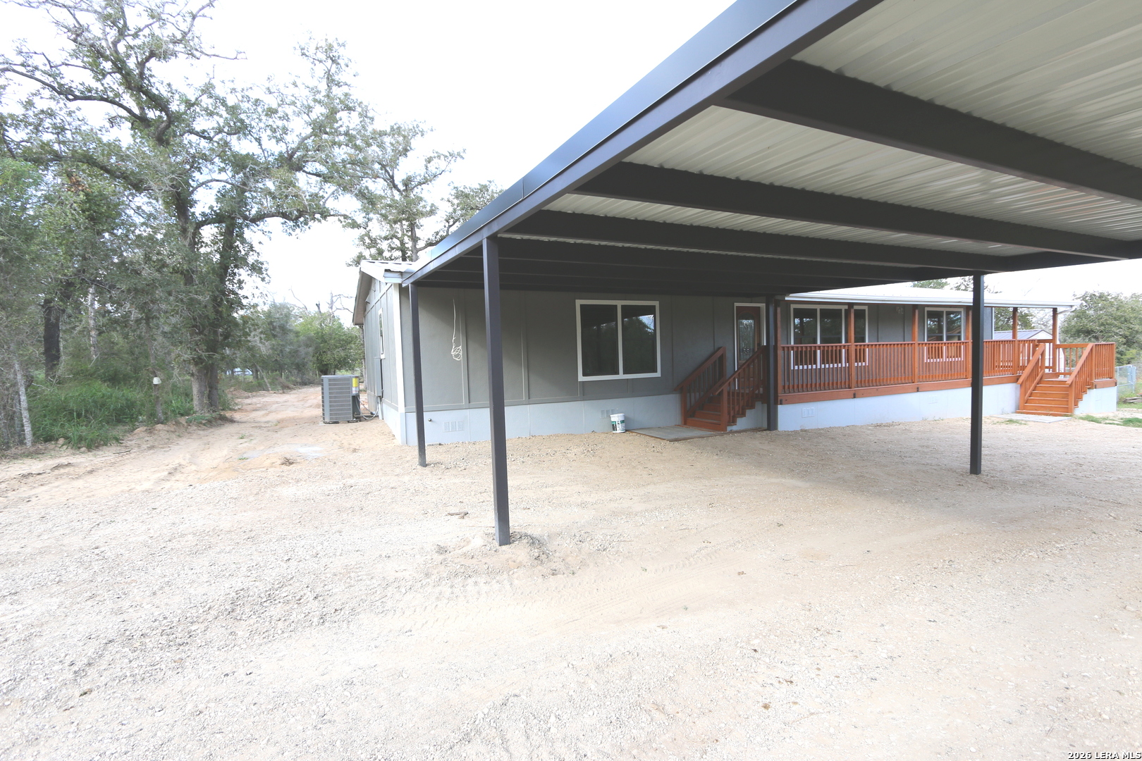 146 Hickory Run, La Vernia, TX 78121