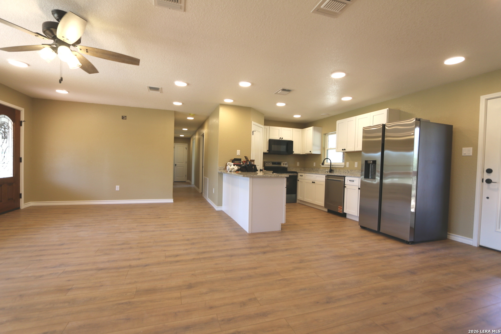 146 Hickory Run, La Vernia, TX 78121