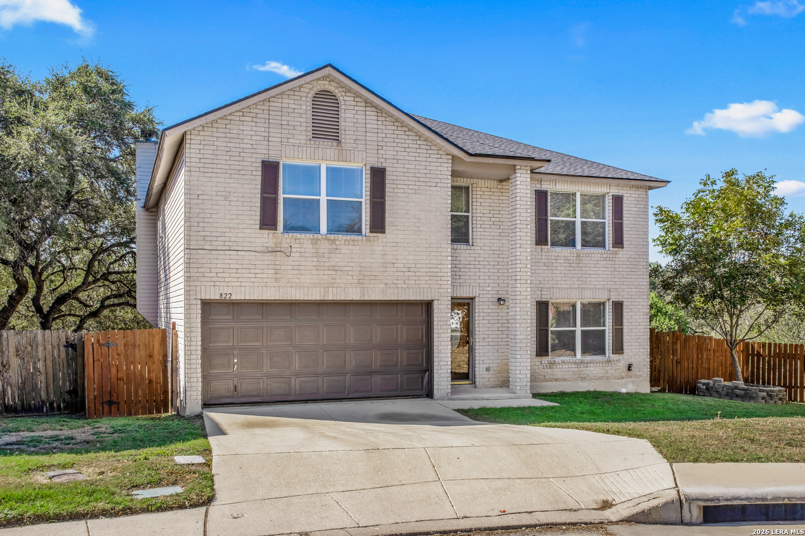 Property photo for 822 Empresario Dr, San Antonio, TX