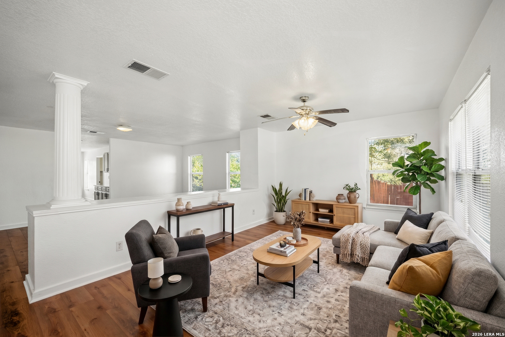 822 Empresario Dr, San Antonio, TX 78253