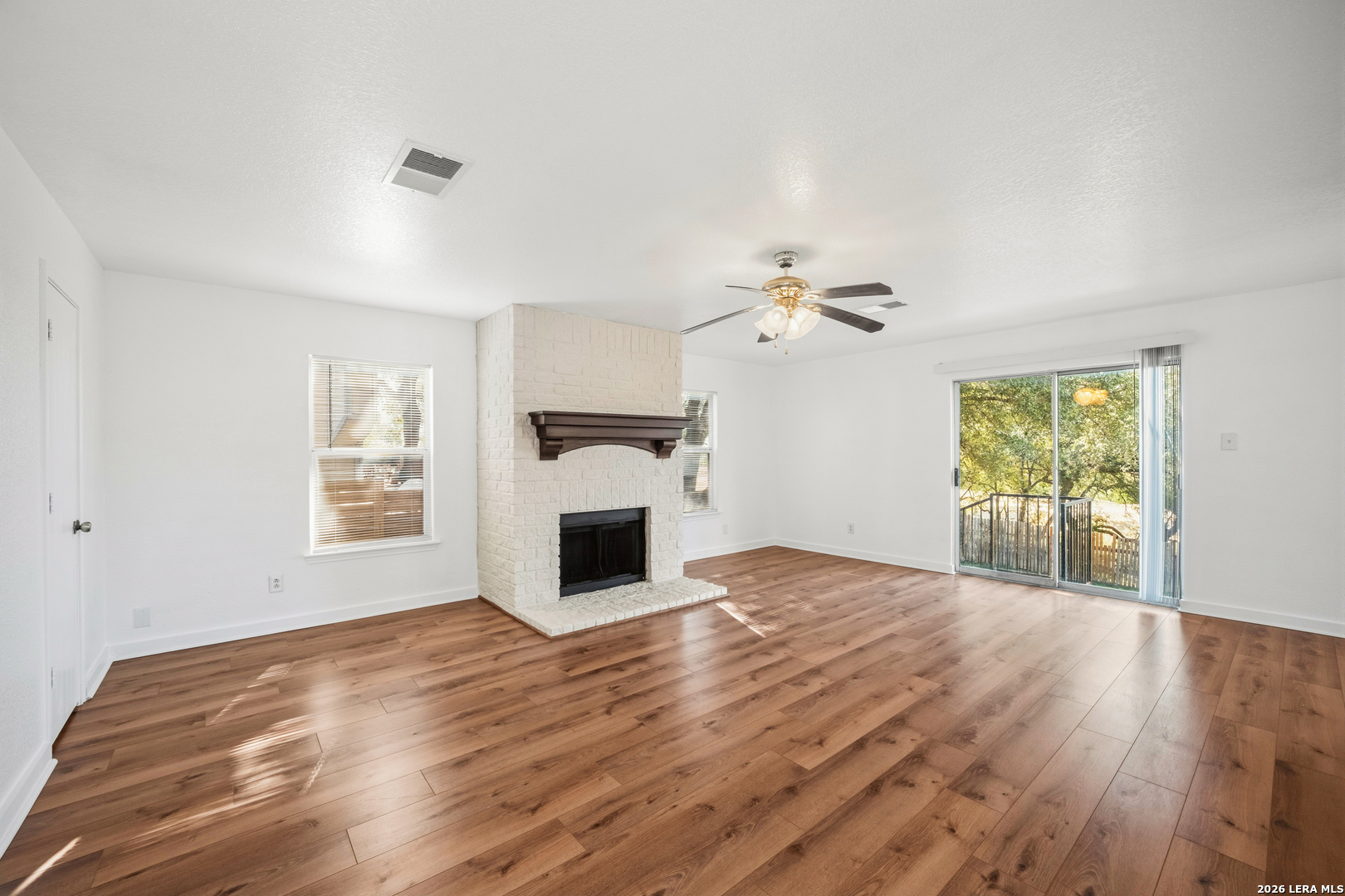 822 Empresario Dr, San Antonio, TX 78253