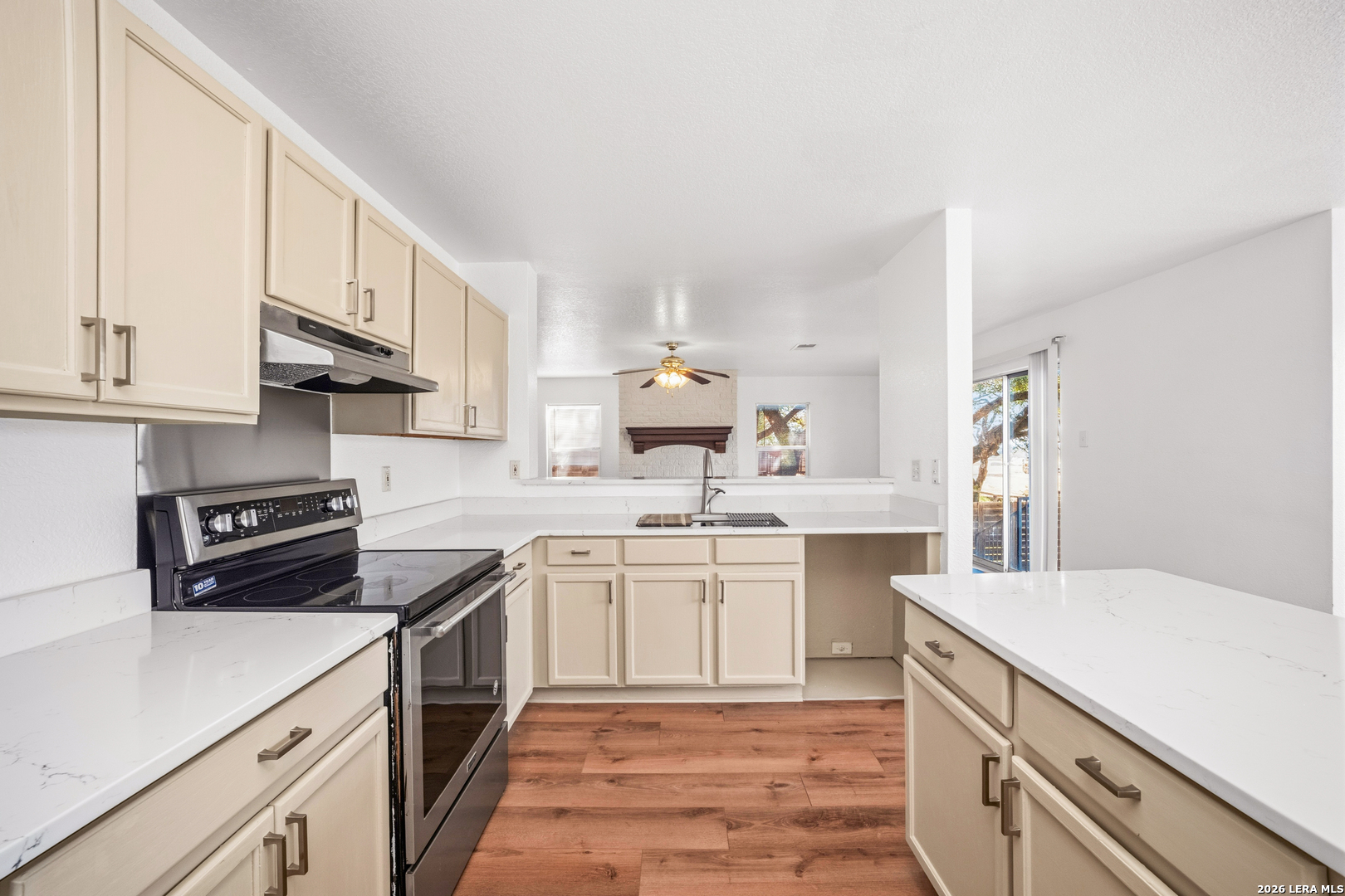 822 Empresario Dr, San Antonio, TX 78253