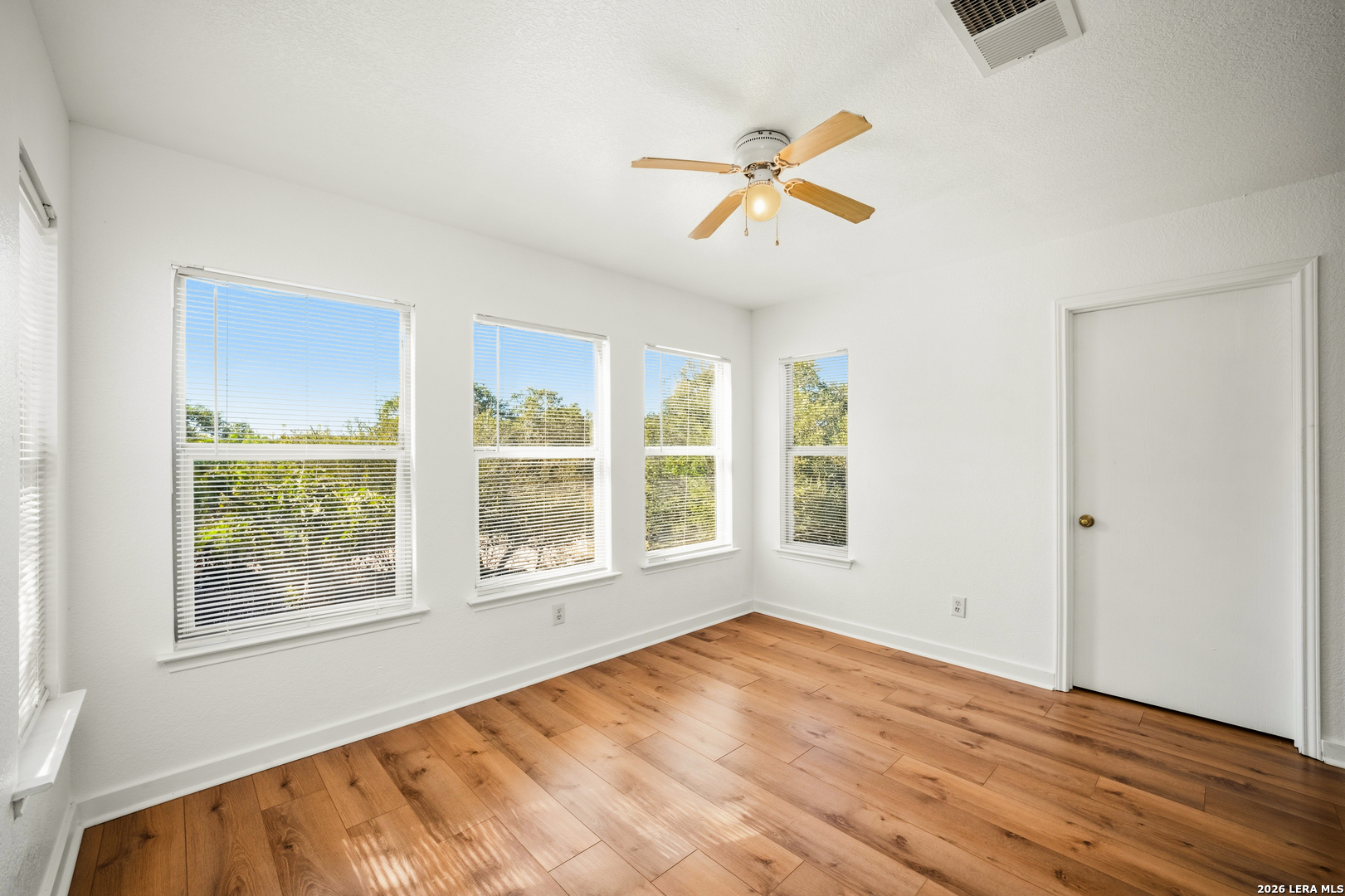 822 Empresario Dr, San Antonio, TX 78253