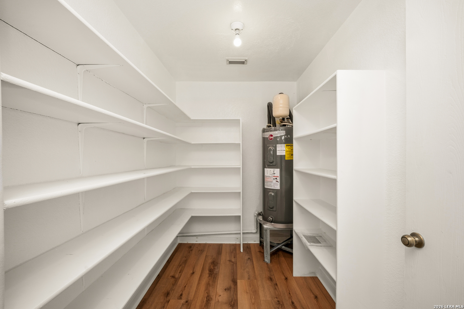 822 Empresario Dr, San Antonio, TX 78253
