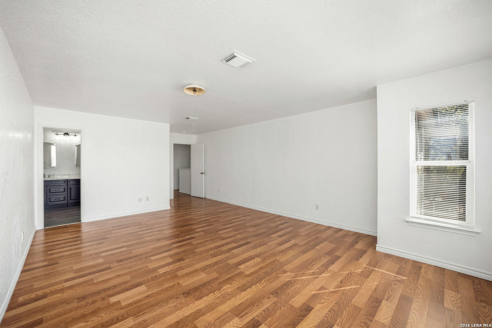 822 Empresario Dr, San Antonio, TX 78253