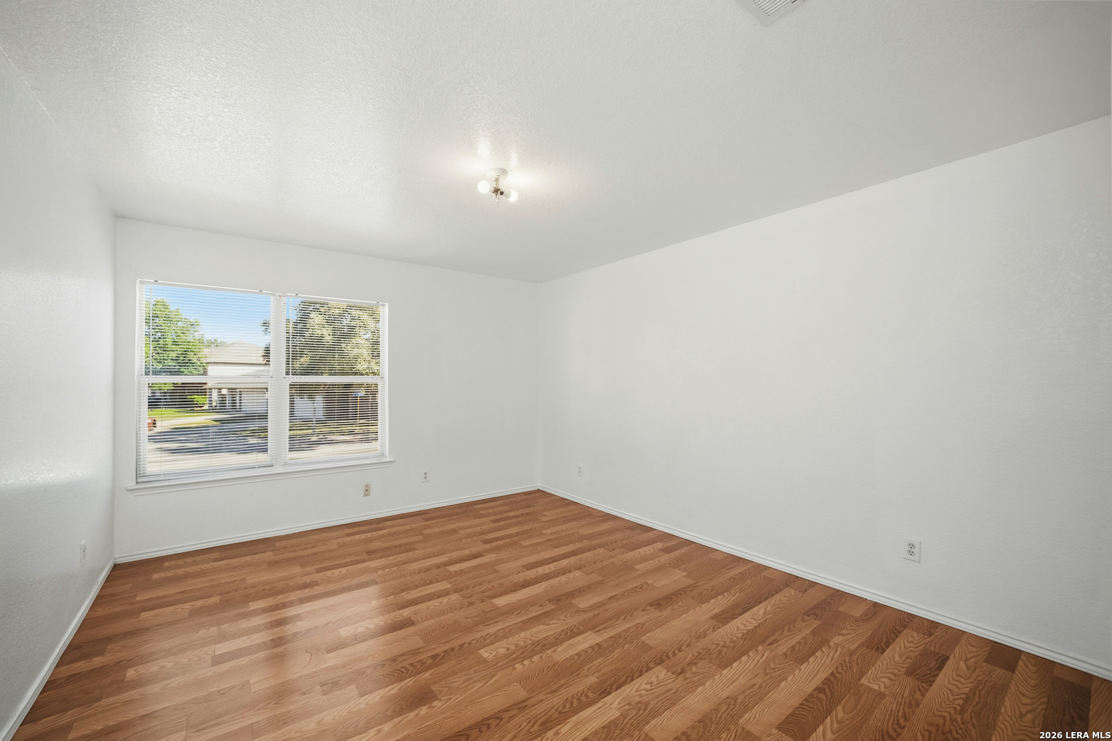 822 Empresario Dr, San Antonio, TX 78253