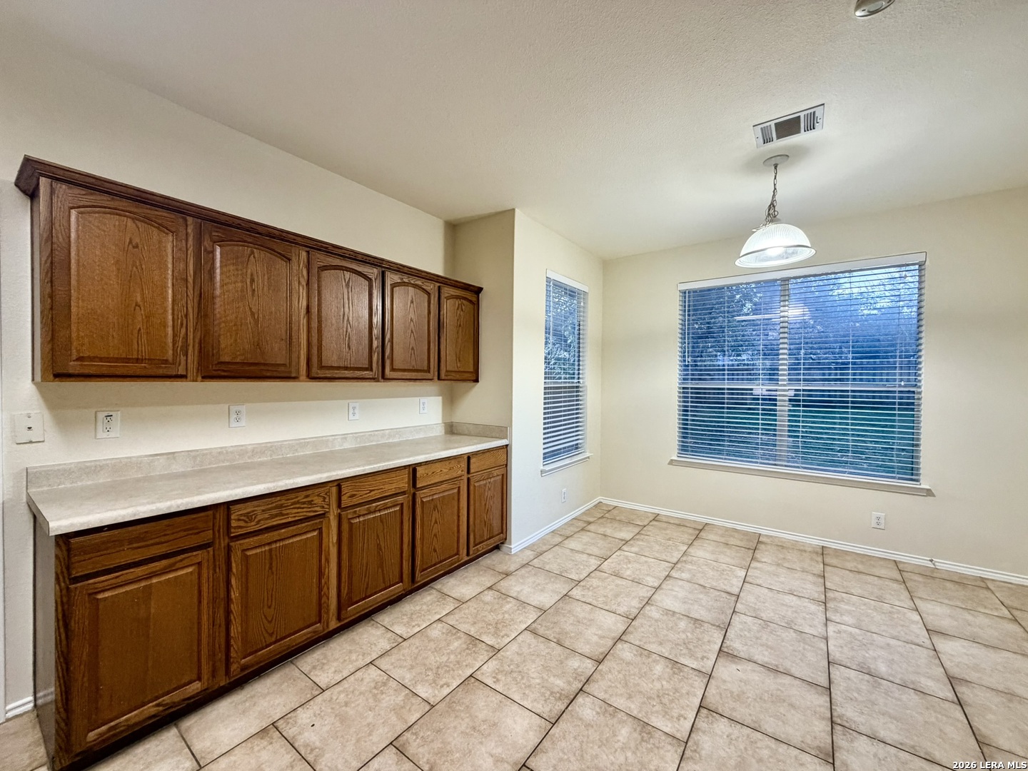 9011 BURNT PEAK, Helotes, TX 78023