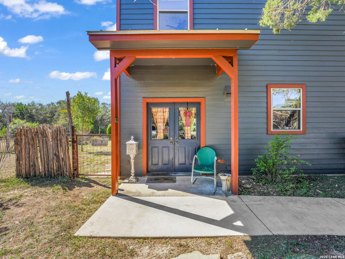 247 LIVE OAK RDG, Bandera, TX 78003