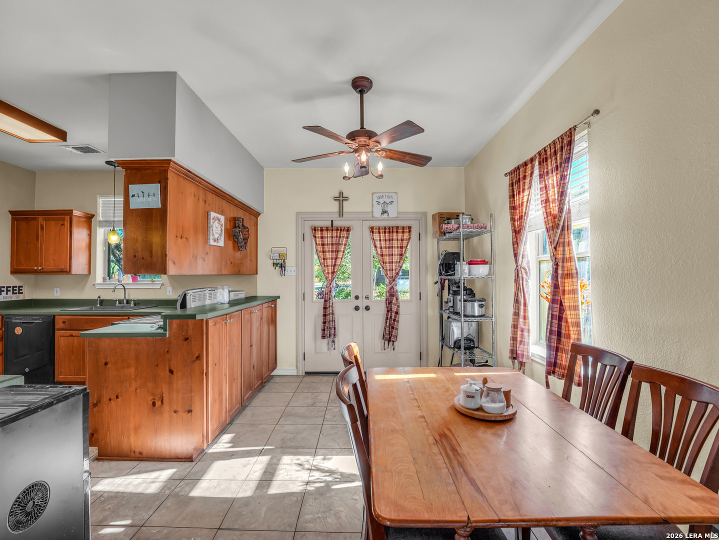 247 LIVE OAK RDG, Bandera, TX 78003