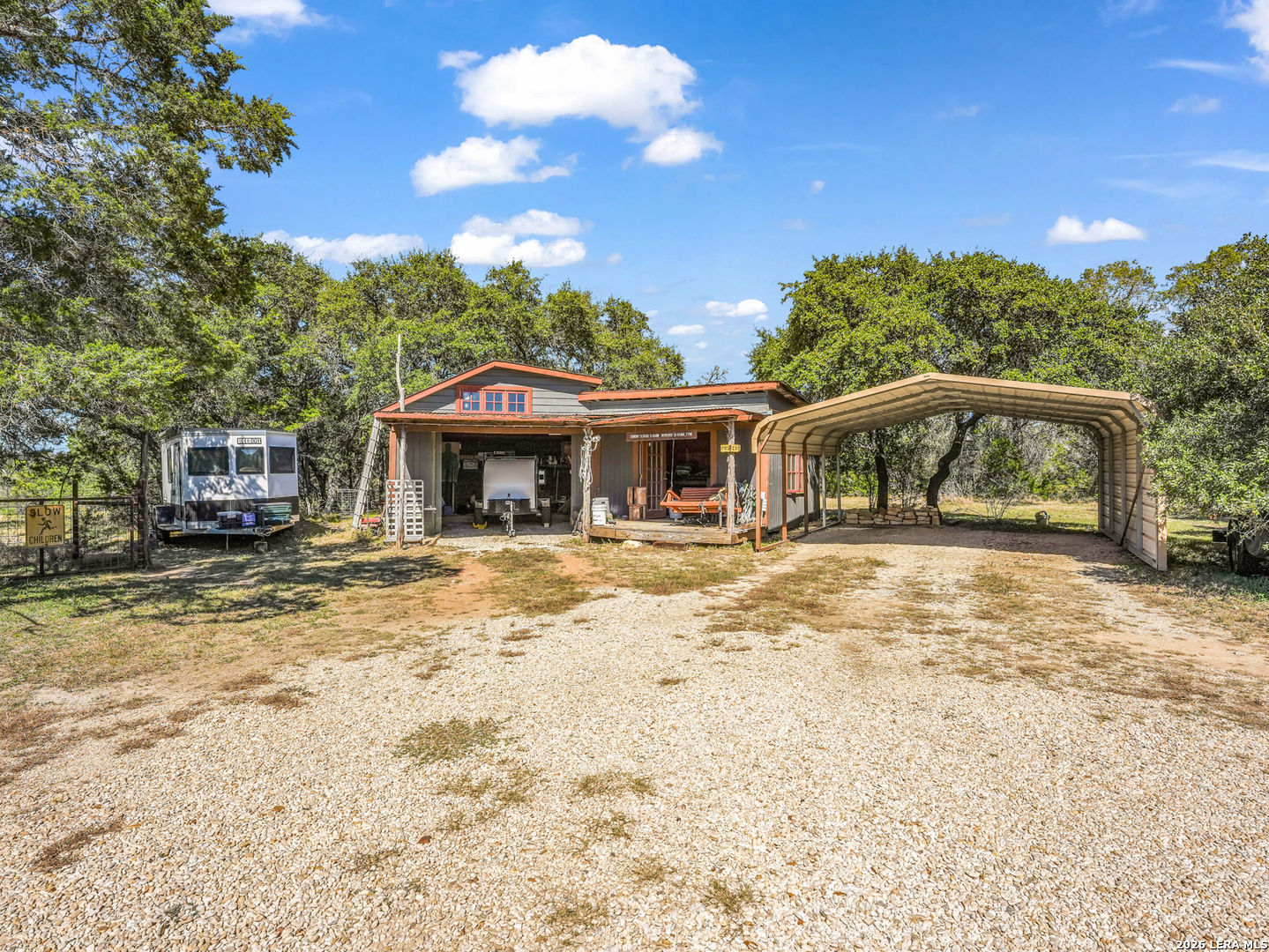 247 LIVE OAK RDG, Bandera, TX 78003