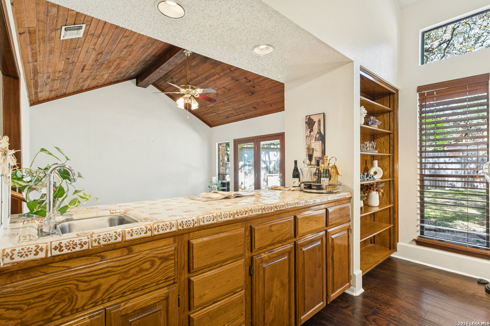 15103 SPRING WATER CIR, San Antonio, TX 78247