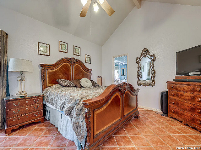 1275 Trailridge Dr, Canyon Lake, TX 78133