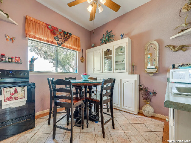 1275 Trailridge Dr, Canyon Lake, TX 78133
