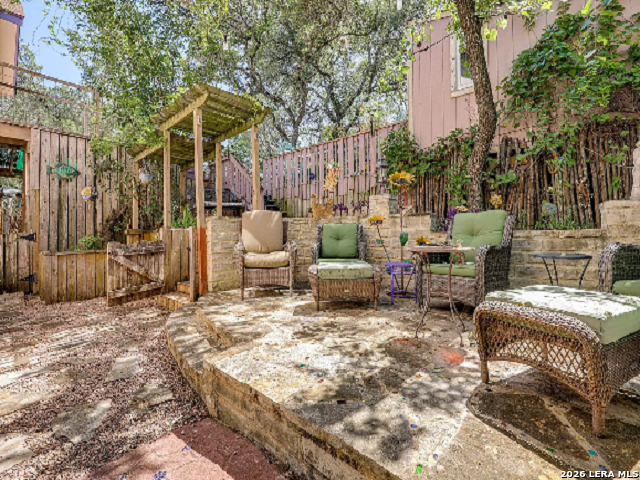 1275 Trailridge Dr, Canyon Lake, TX 78133