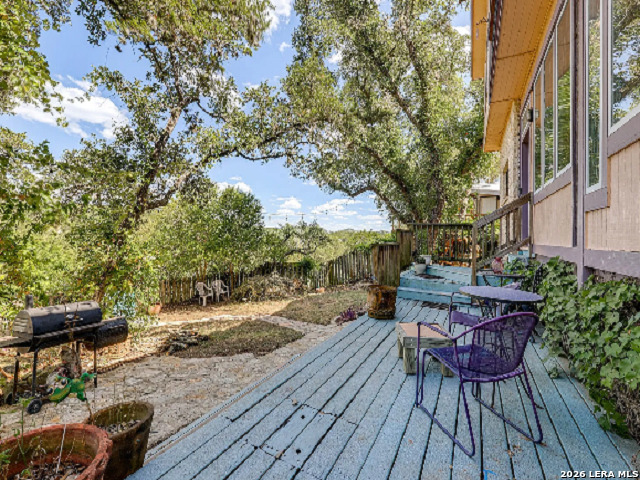 1275 Trailridge Dr, Canyon Lake, TX 78133