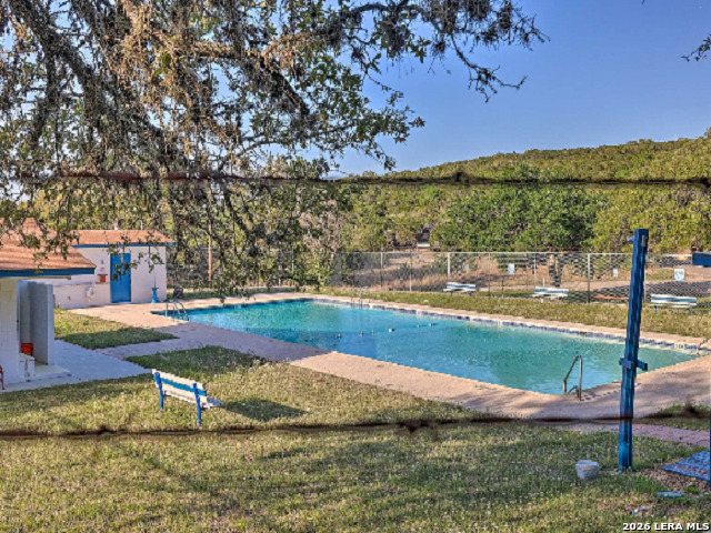 1275 Trailridge Dr, Canyon Lake, TX 78133