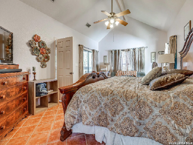 1275 Trailridge Dr, Canyon Lake, TX 78133