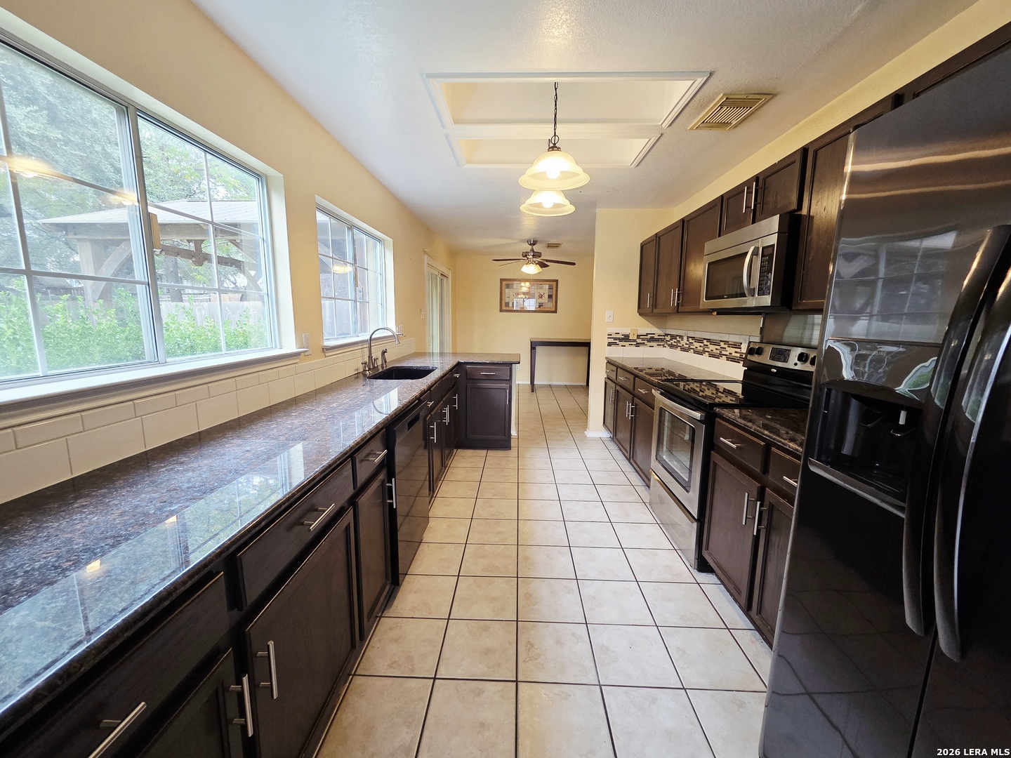 7601 Forest Vale, Live Oak, TX 78233
