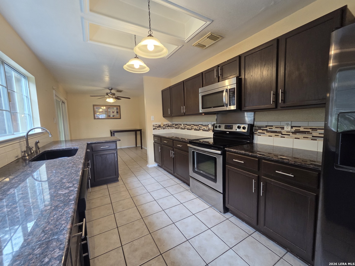 7601 Forest Vale, Live Oak, TX 78233