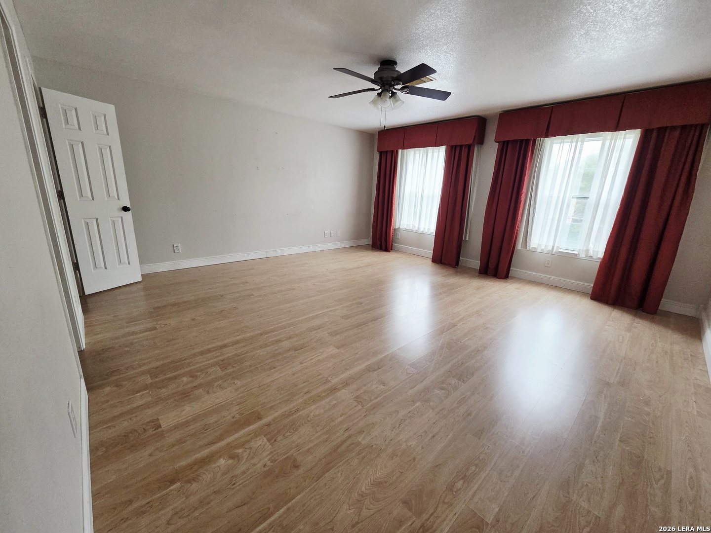 7601 Forest Vale, Live Oak, TX 78233