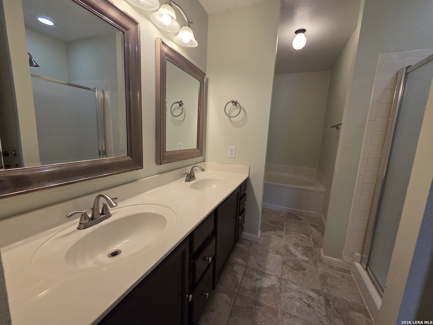 7601 Forest Vale, Live Oak, TX 78233