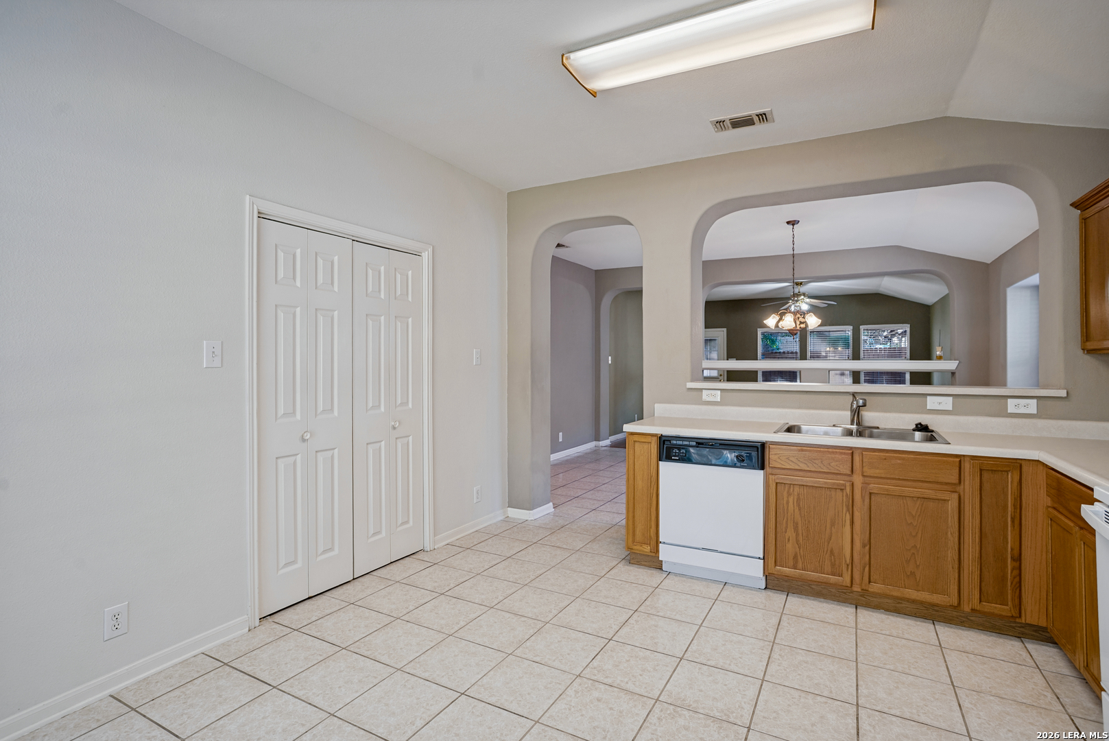 9903 Tezel Rd., San Antonio, TX 78254