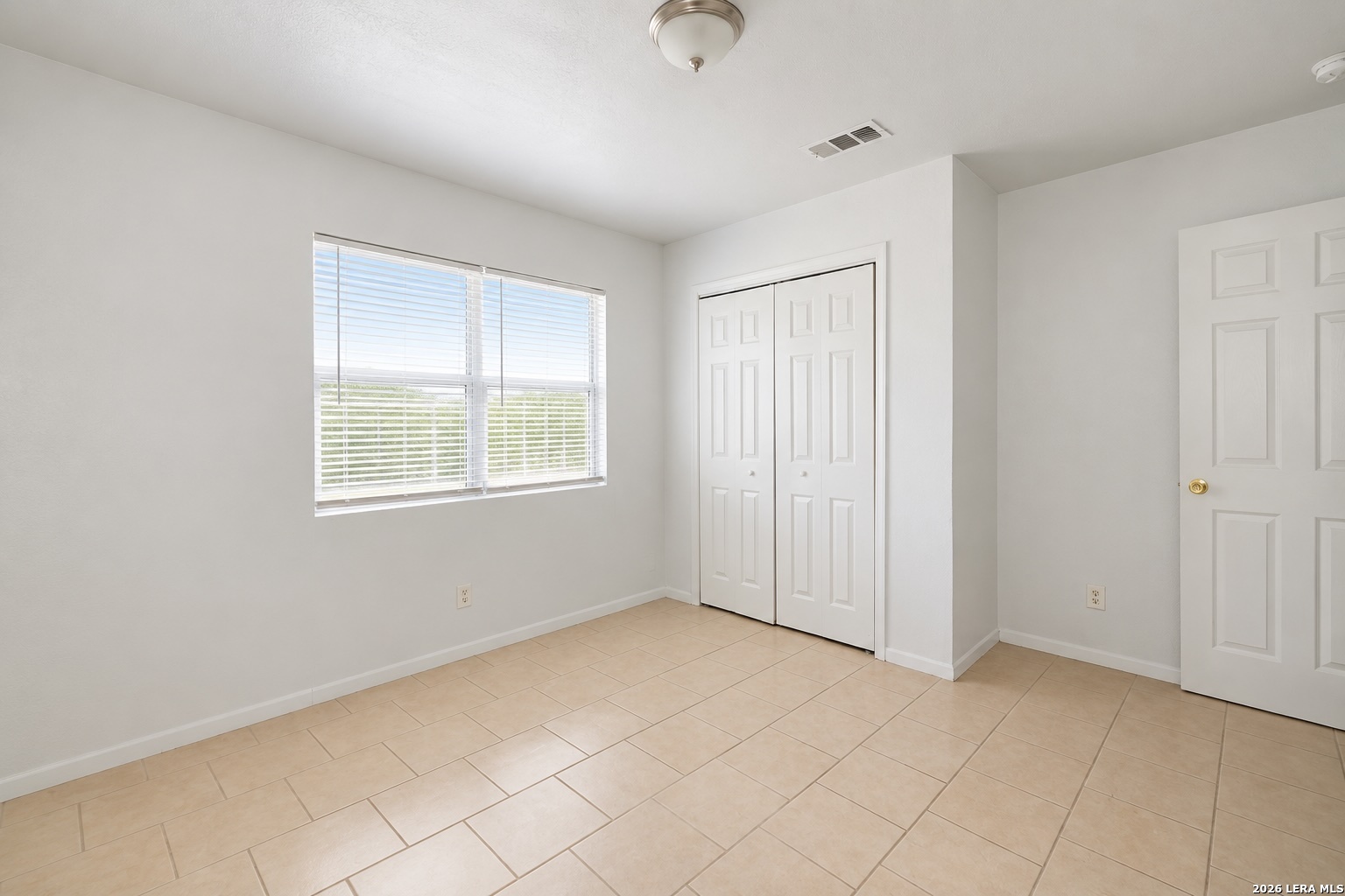 433 W Wright Blvd, Universal City, TX 78148