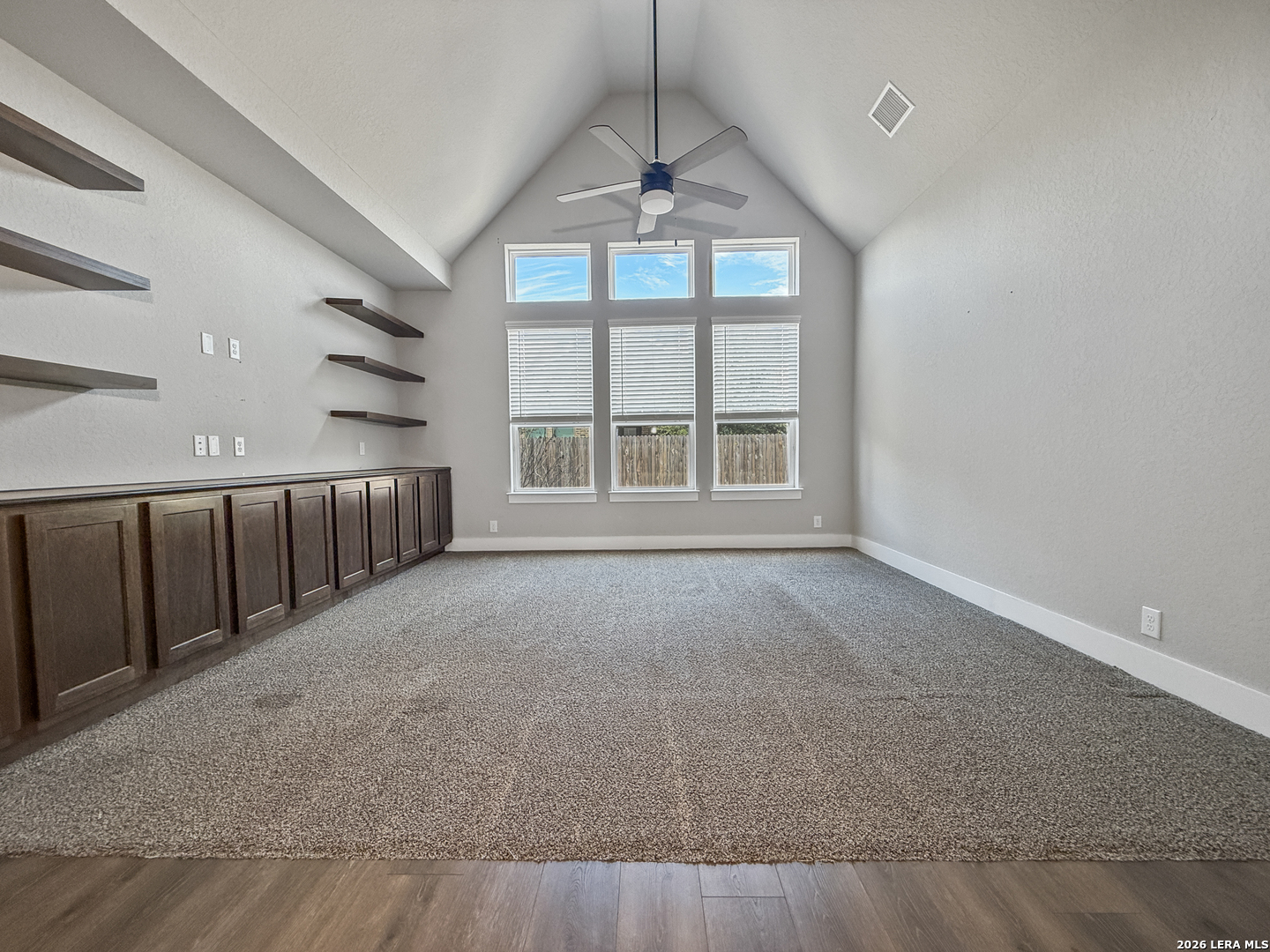 169 Laurel Oak, Castroville, TX 78009
