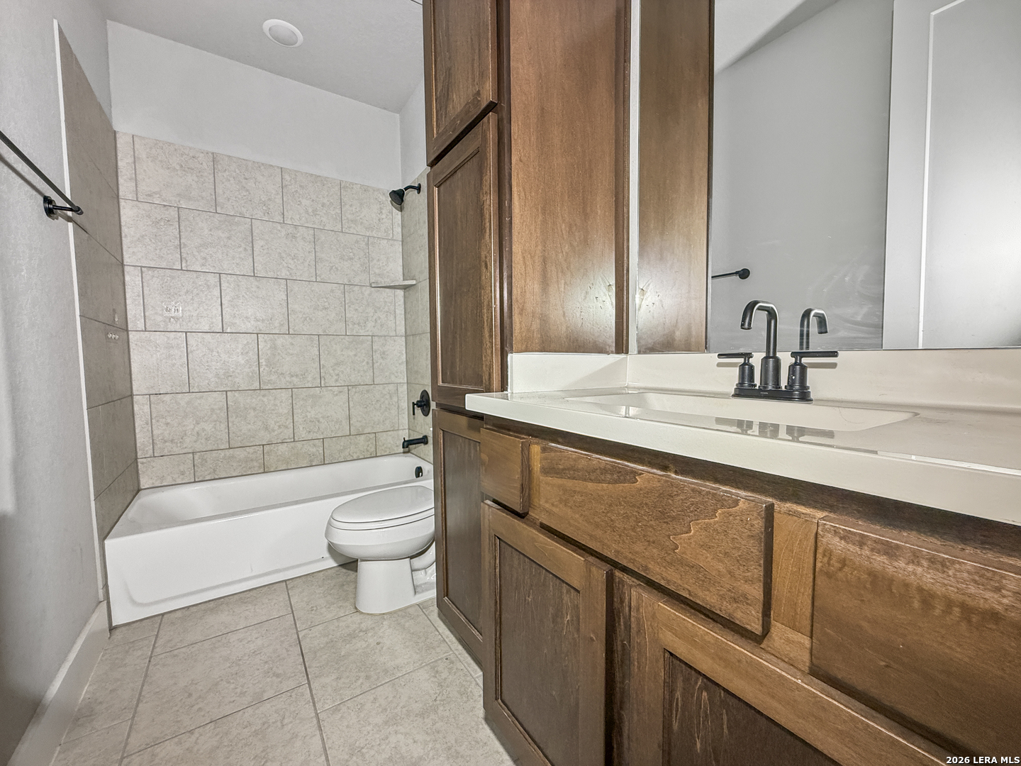 169 Laurel Oak, Castroville, TX 78009