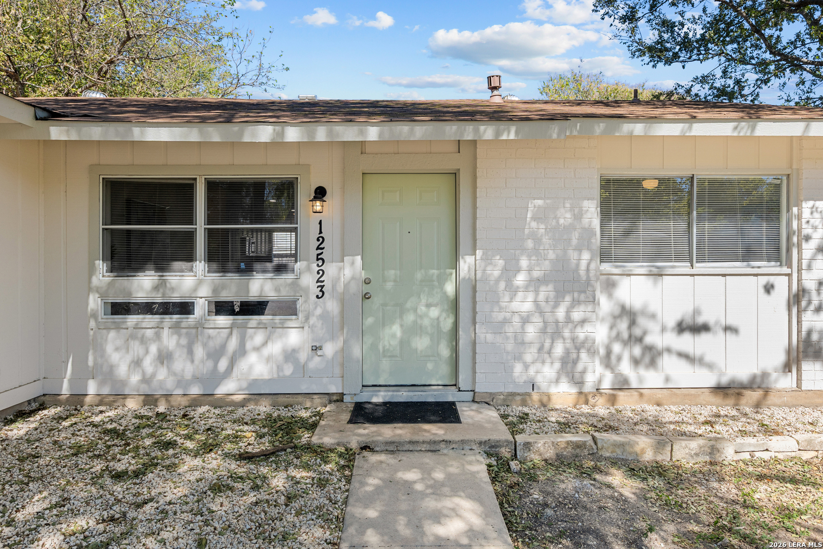 12523 Minuteman, San Antonio, TX 78233