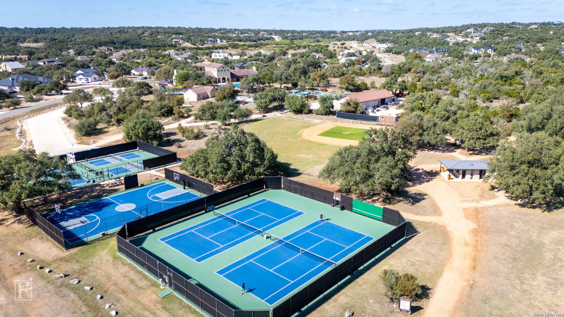 561 Cross Oak, New Braunfels, TX 78132