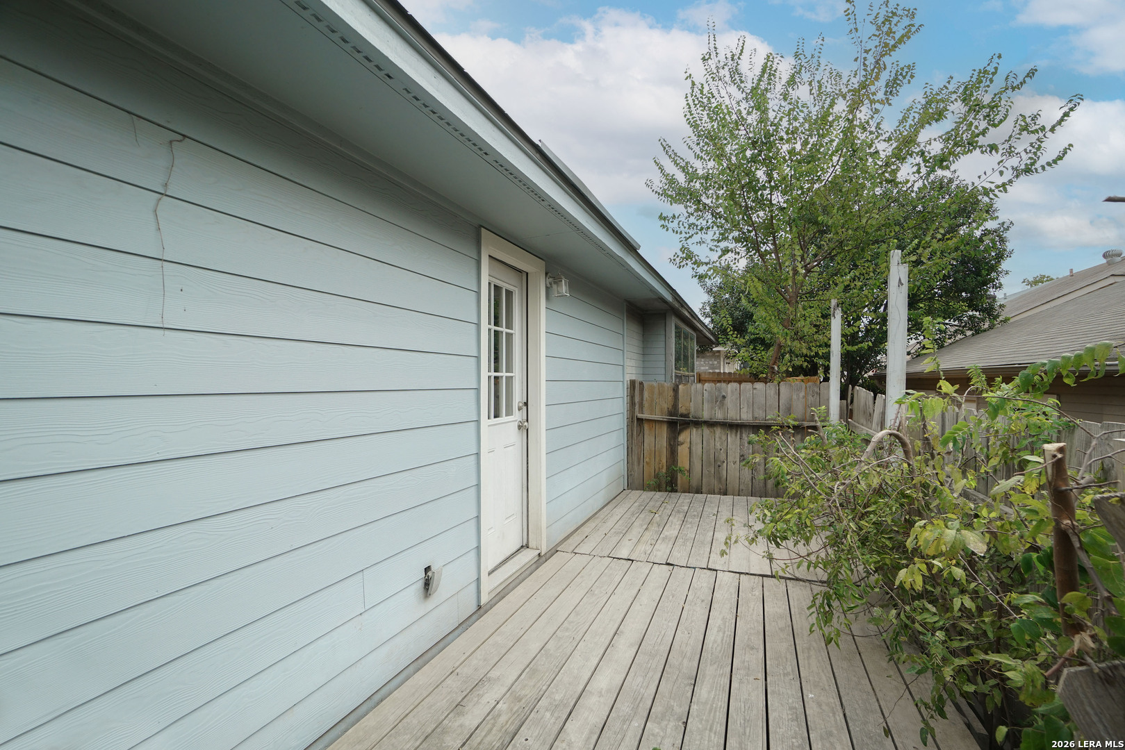 8523 Sir Galahad, San Antonio, TX 78240