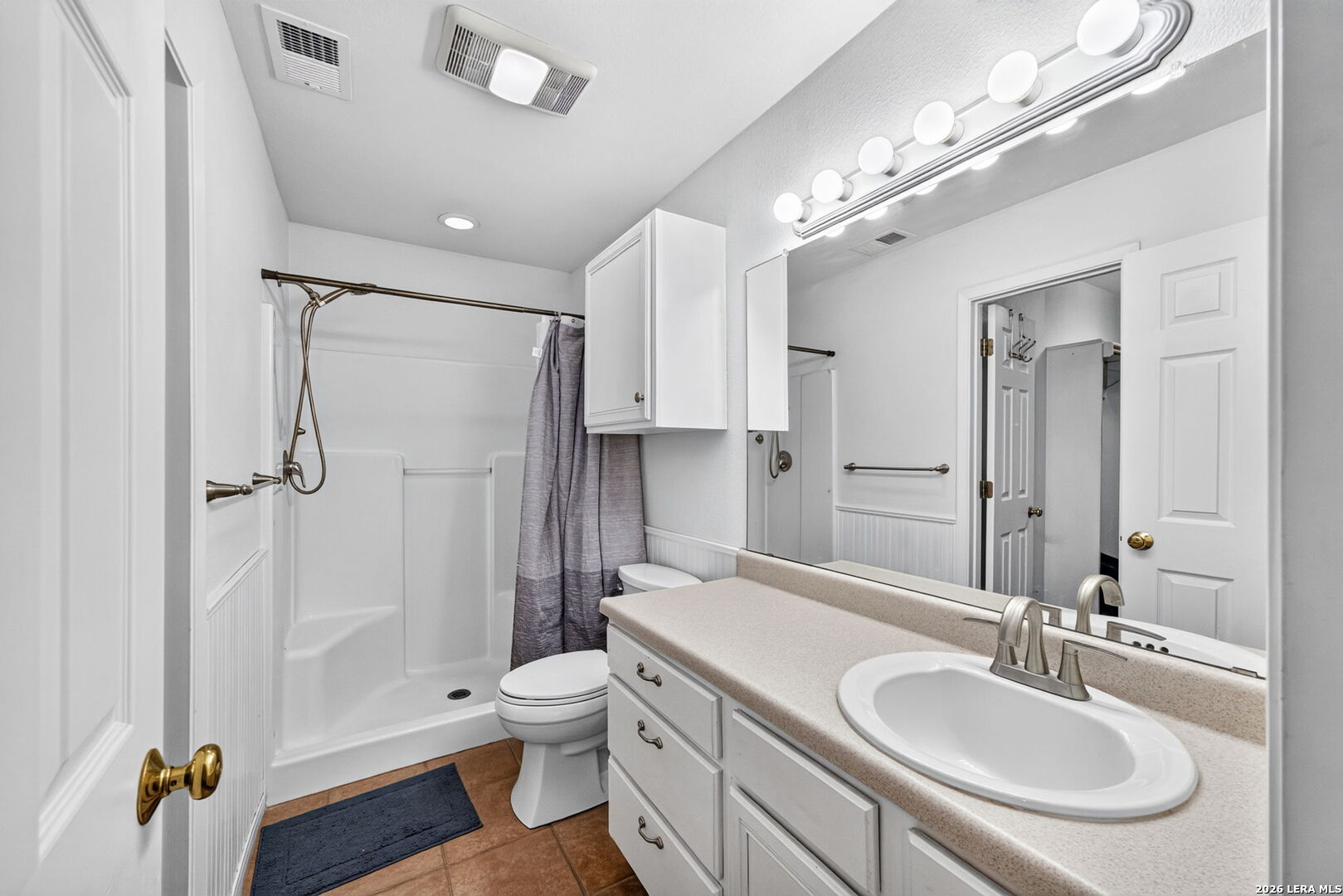 324 BUNKER HL, Pleasanton, TX 78064