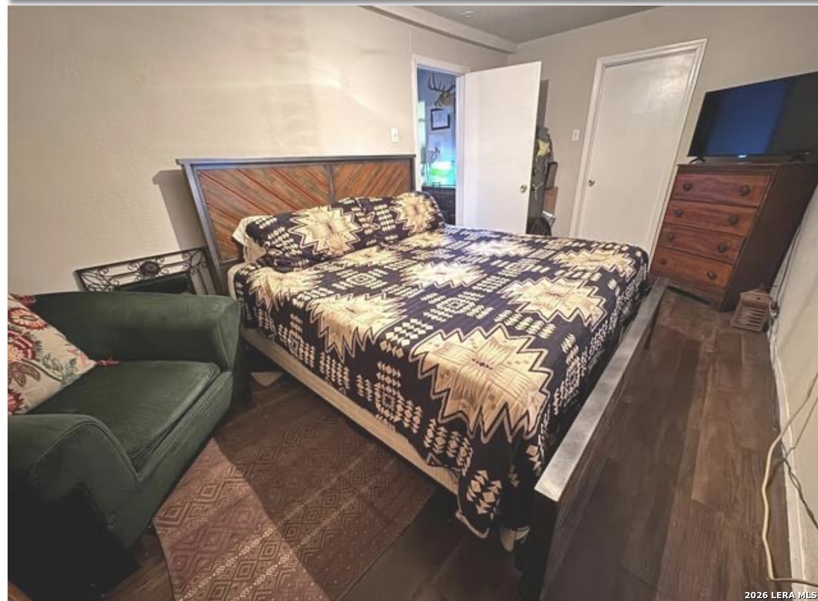 3523 S Laredo, San Antonio, TX 78207