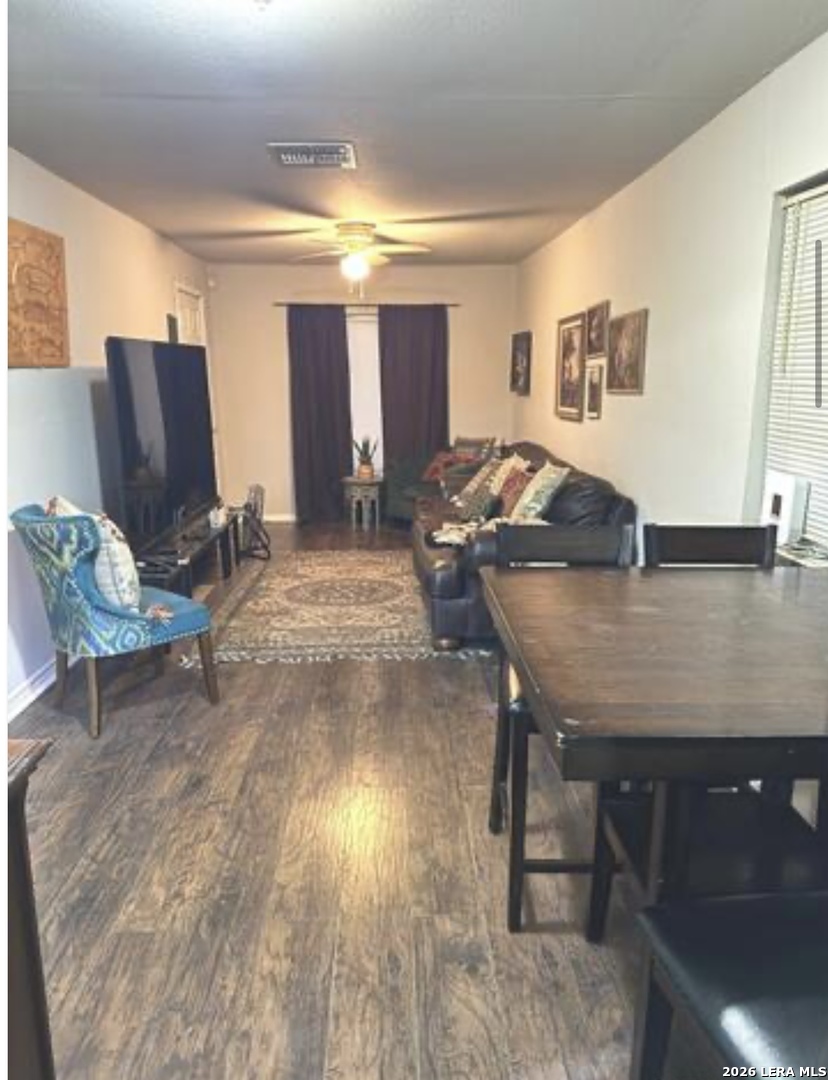3523 S Laredo, San Antonio, TX 78207