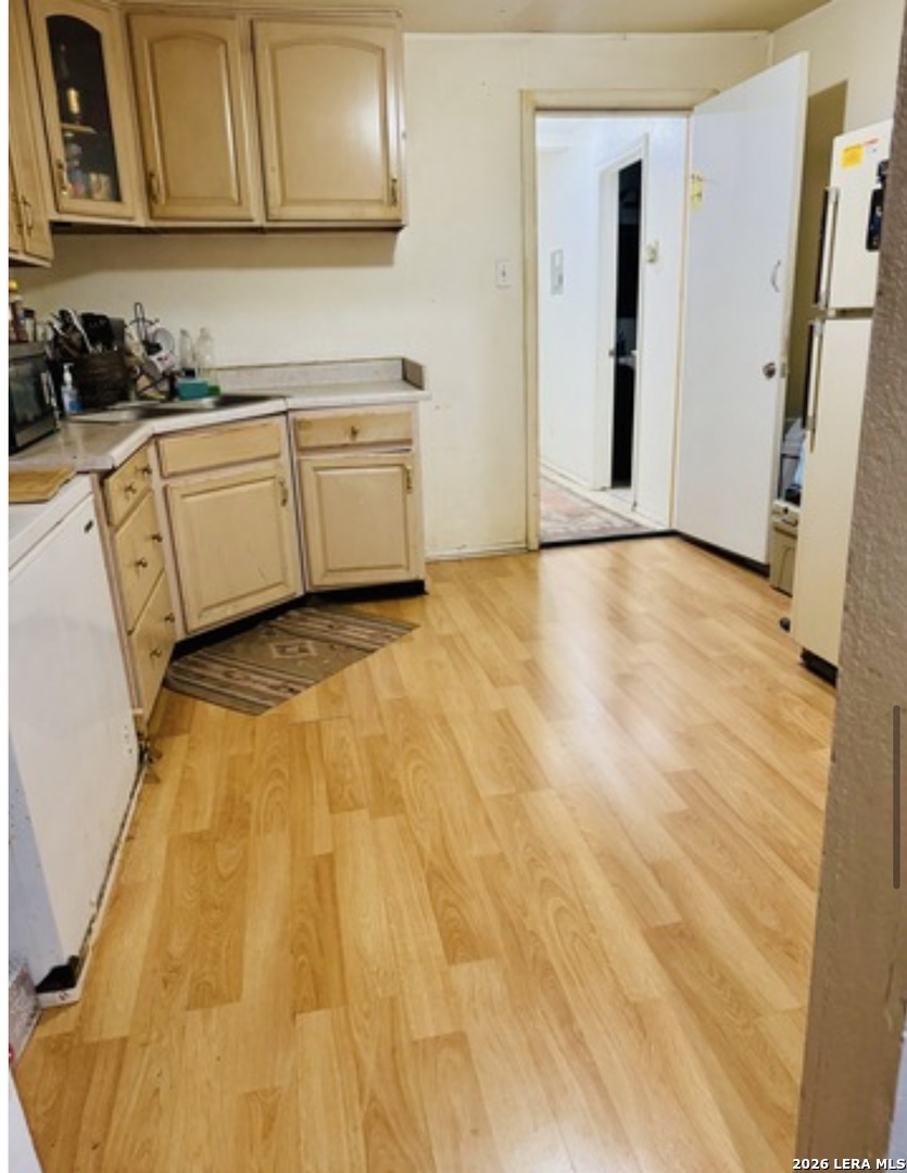 3523 S Laredo, San Antonio, TX 78207