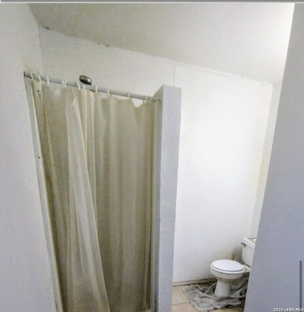 3523 S Laredo, San Antonio, TX 78207