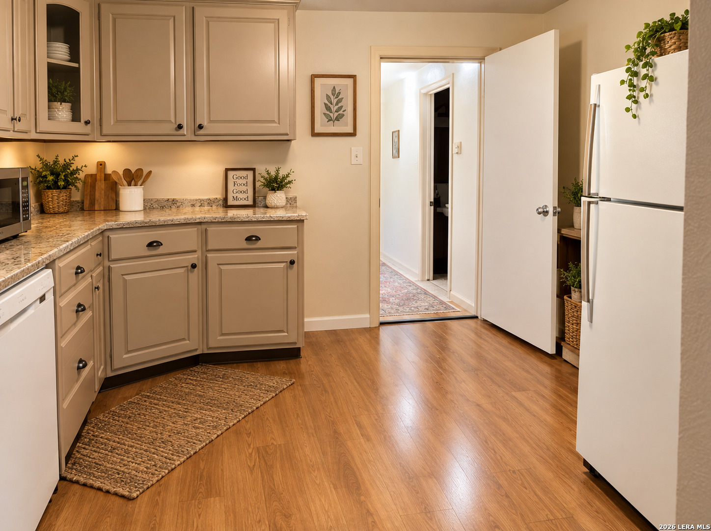 3523 S Laredo, San Antonio, TX 78207