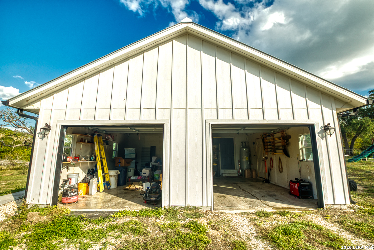 4223 STATE HIGHWAY 173 S, Bandera, TX 78003