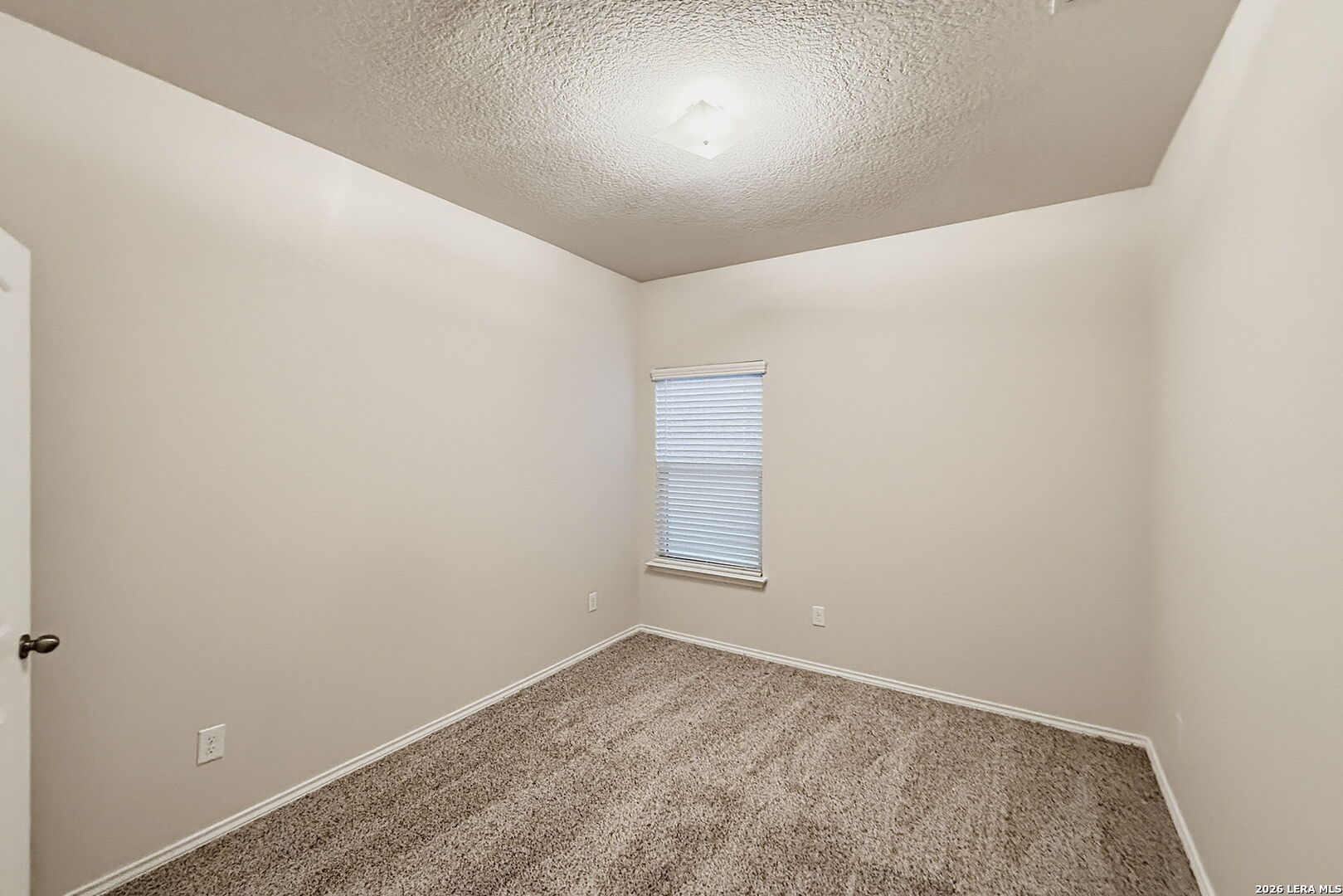9127 HOGARTEN PARK, Converse, TX 78109