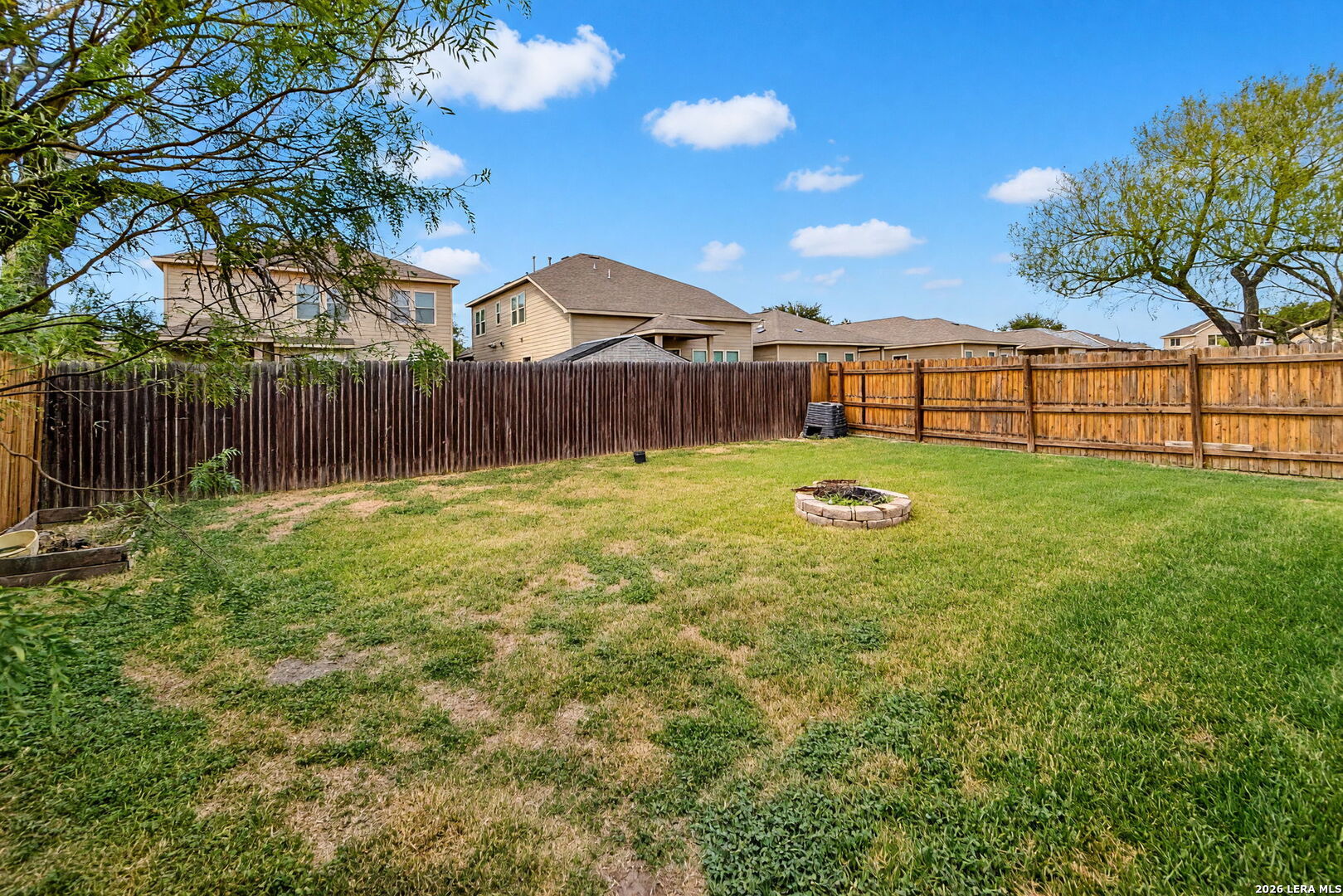 9127 HOGARTEN PARK, Converse, TX 78109