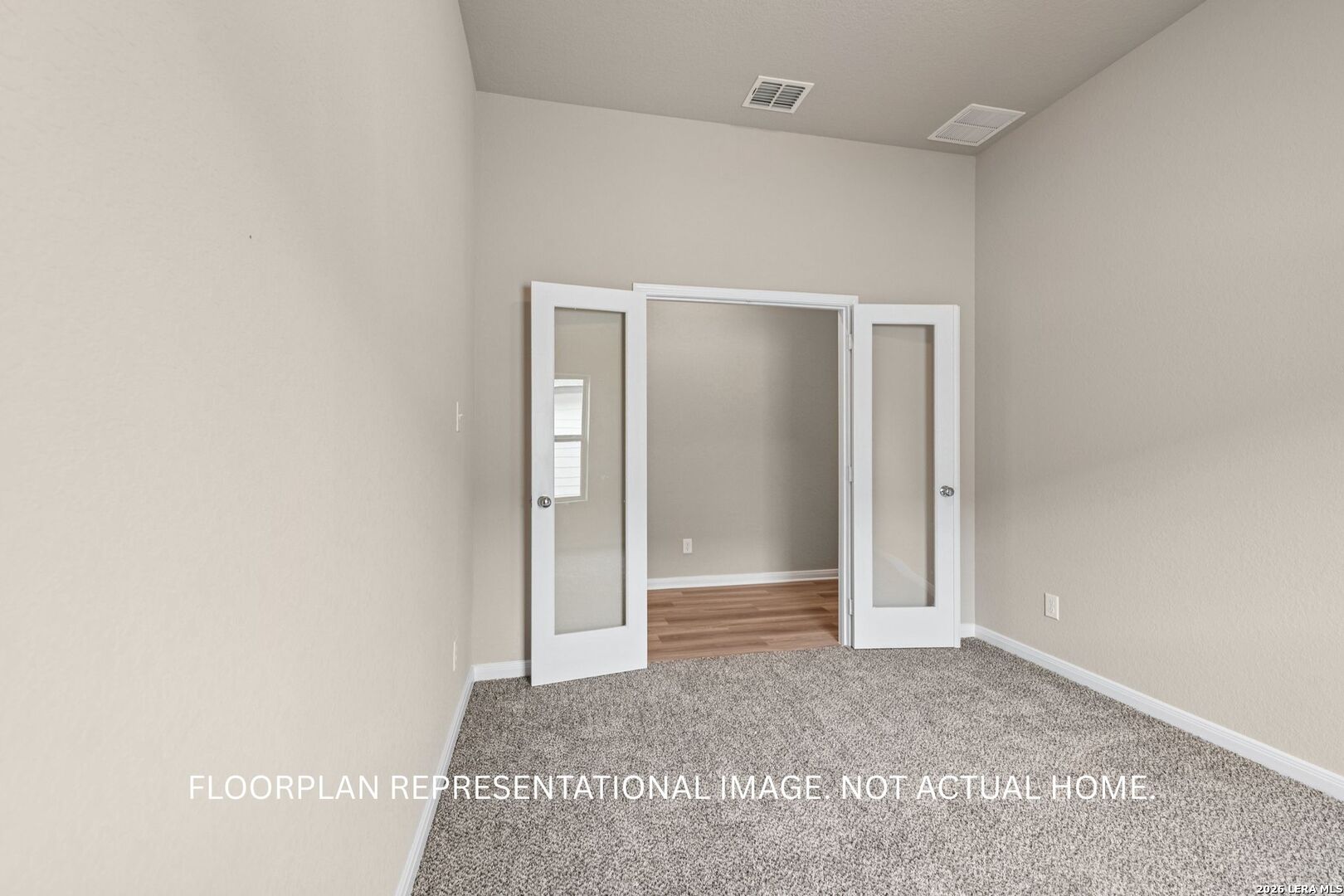 17316 Elder Walnut Drive, Elmendorf, TX 78112