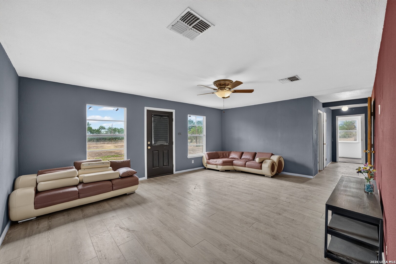 8545 Coughran Rd, Pleasanton, TX 78064
